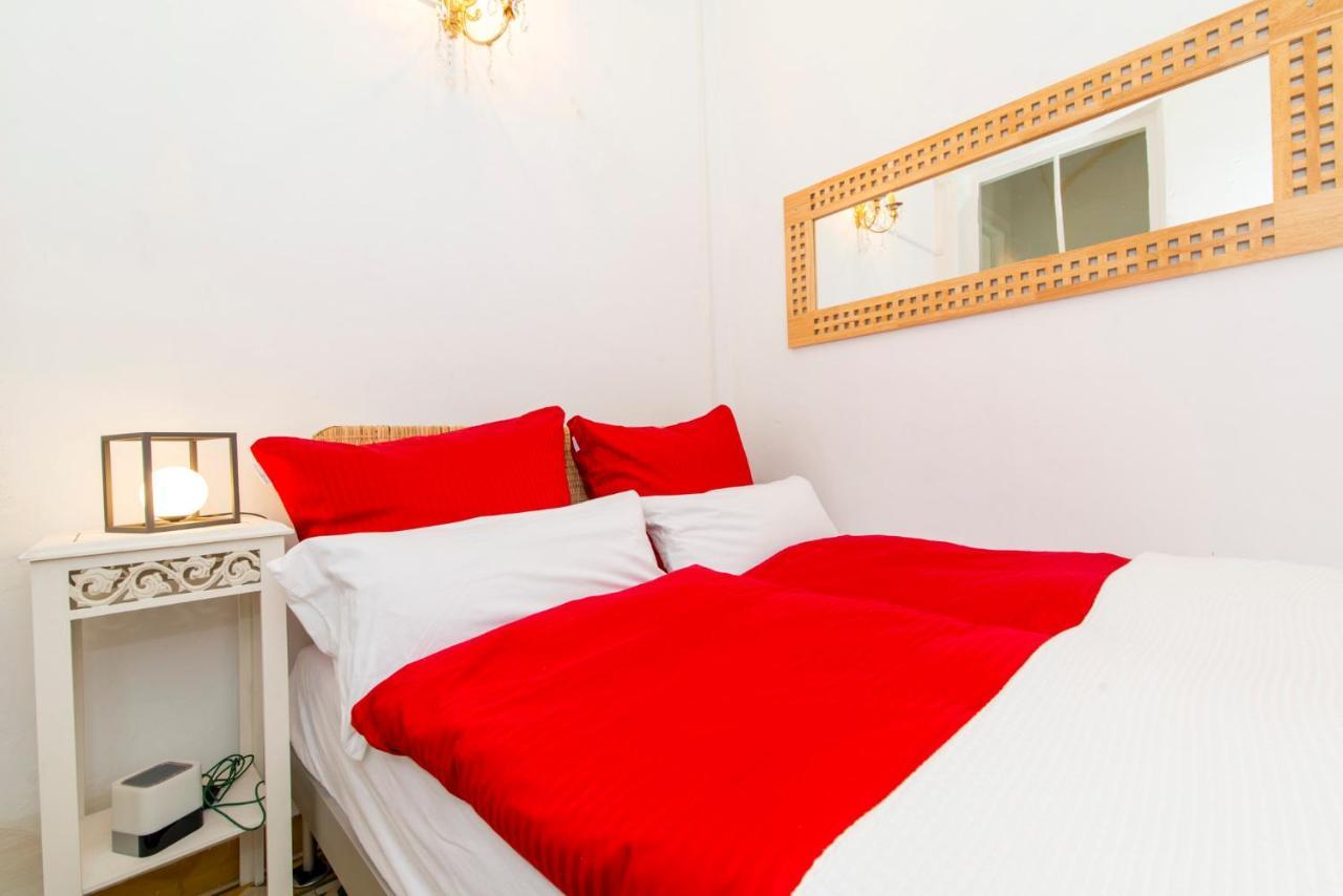 Charming Town House Just 500M From The Marina And Its Well Known Typical Market Ольян Экстерьер фото