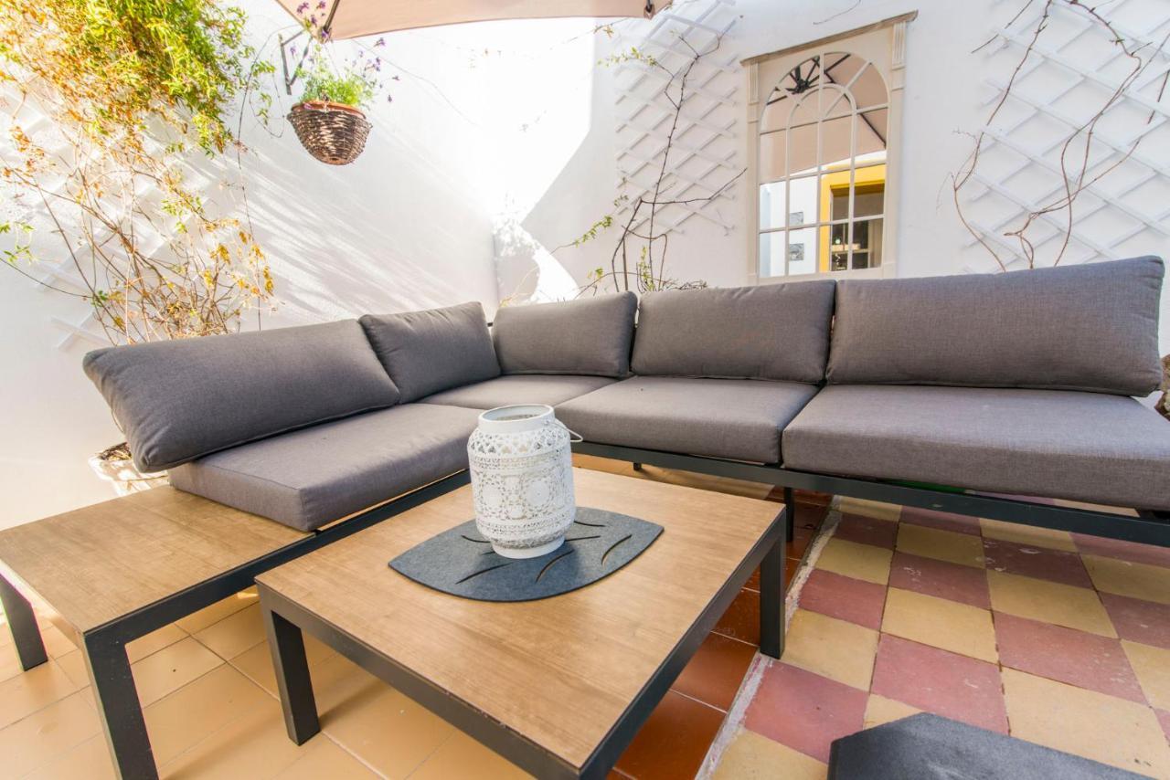 Charming Town House Just 500M From The Marina And Its Well Known Typical Market Ольян Экстерьер фото