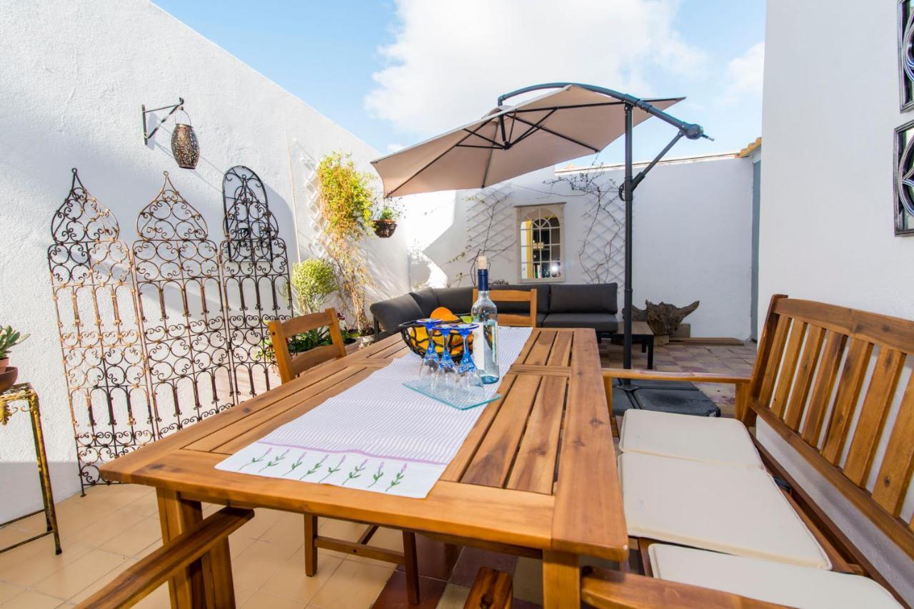 Charming Town House Just 500M From The Marina And Its Well Known Typical Market Ольян Экстерьер фото