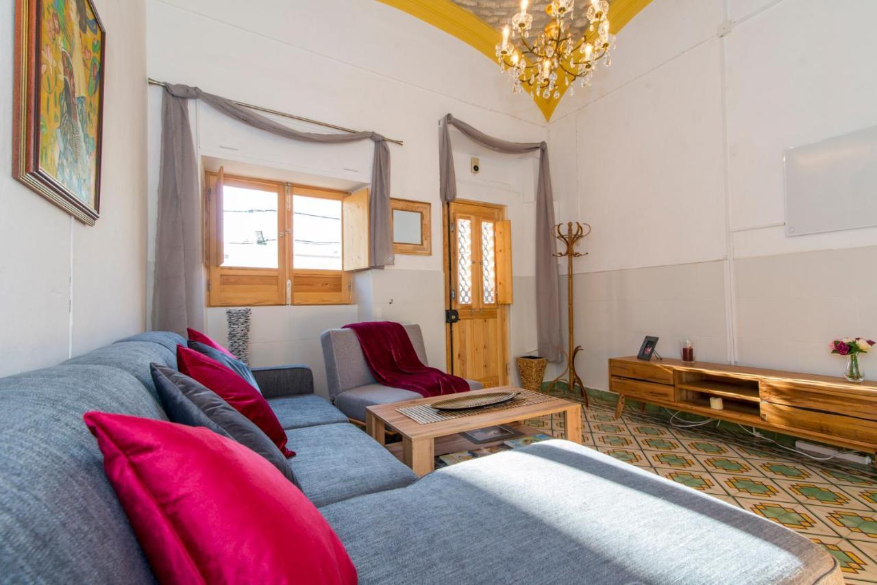 Charming Town House Just 500M From The Marina And Its Well Known Typical Market Ольян Экстерьер фото